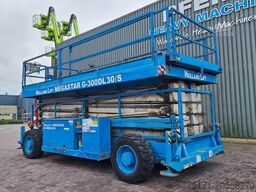 Holland Lift Megastar G-300DL30/S Diesel, 4x4x4 Drive, 33.5m Wo