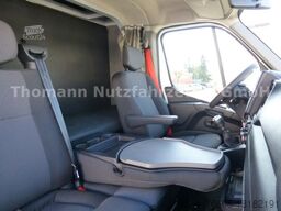 RENAULT Pritsche Plane mit Schlafkabine hinten