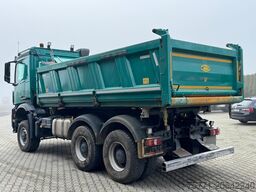 Mercedes-Benz AROCS 3351
