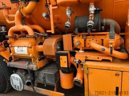 MAN 35.402 8x4 (ORIGINAL LOW KM )