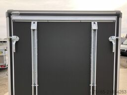 Variant Night Edition 1-Achser Rampe Kofferanhänger