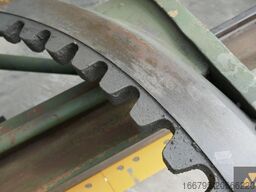 Caterpillar 130G Ex-army