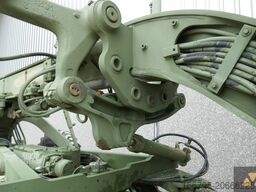 Caterpillar 130G Ex-army