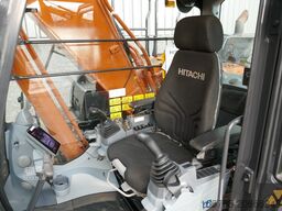 Hitachi ZX210LC-7