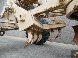 Caterpillar 130G Ex-army