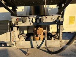 SCHMITZ SGF S3 ALU KIPPMULDE 34M³, LIFTACHSE, SCHMITZ-ACHSEN, ROLLPLANE, PODEST