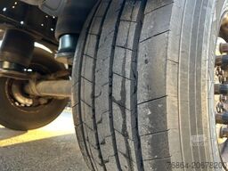 SCHMITZ SGF S3 ALU KIPPMULDE 34M³, LIFTACHSE, SCHMITZ-ACHSEN, ROLLPLANE, PODEST