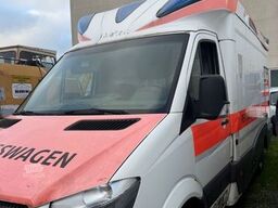 MERCEDES-BENZ Sprinter III KOFFER RWD 516CDI*RTW*RETTUNGSWAGEN