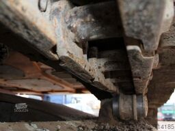 LIEBHERR R 926 LC MULTI USER BÖSCHUNGSBAGGER Nr.: 521