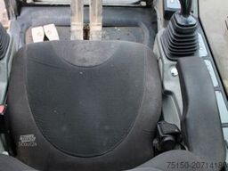 LIEBHERR R 926 LC MULTI USER BÖSCHUNGSBAGGER Nr.: 521