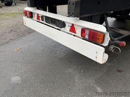 Krone Standard R22,5 hochgekuppelt,