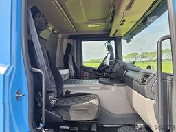 SCANIA P320 6X2*4 TAILLIFT AIRCO