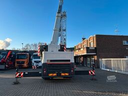 LIEBHERR Mobilkran LTC 1050-3.1 50t Kran hat nur 3300 h
