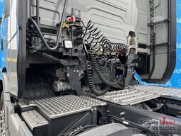 Scania S 590 A4x2NB V8 RETARDER DIFF-L FULL AIR 8T P-AIRC