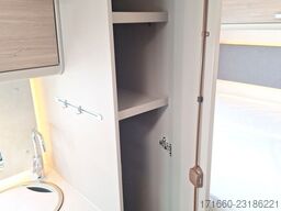 CARADO pro A 132 Automatik, Markise, Fahrradträger