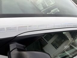 VW Transporter Kombi 2.0 TDI L1H1 140pk DSG Automa...