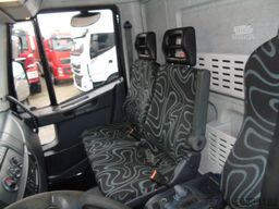 Iveco Eurocargo 150E25 + lift + euro 5 EEV + 3P