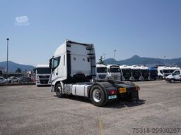 IVECO TRATTORE STRADALE XP