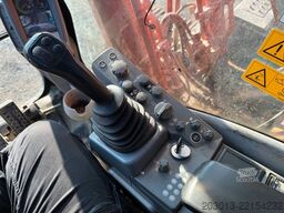 HITACHI ZX210LC-6 Kettenbagger 23,1 Ton *11.213 BTH