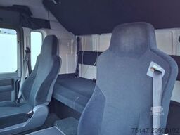 MAN TGL 8.180 4x2 BL 6-Sitzer / 2 Liegen Möbelkoffer