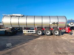 KÄSSBOHRER 32m² V2A Bitumentankauflieger /leicht beschädigt