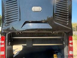 MERCEDES-BENZ Sprinter Nero 31 Sitze ab 08/2026