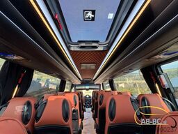 MERCEDES-BENZ Sprinter Nero 31 Sitze ab 08/2026