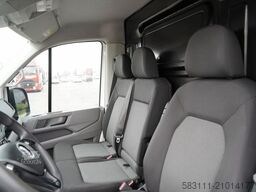 VOLKSWAGEN CRAFTER  / 2.0 D / FURGON BLASZAK / DMC: 3500 KG