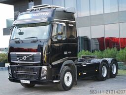 VOLVO FH16 / 700 / 6x4 / HYDRAULIKA / RETARDER / 3 OSI