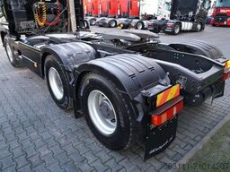 VOLVO FH16 / 700 / 6x4 / HYDRAULIKA / RETARDER / 3 OSI