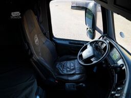 VOLVO FH16 / 700 / 6x4 / HYDRAULIKA / RETARDER / 3 OSI