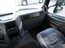 VOLVO FH16 / 700 / 6x4 / HYDRAULIKA / RETARDER / 3 OSI