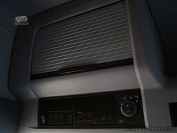 VOLVO FH16 / 700 / 6x4 / HYDRAULIKA / RETARDER / 3 OSI