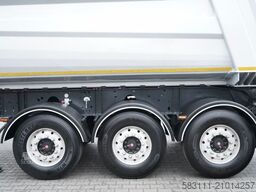 WIELTON WIELTON / WYWROTKA / 26 M3 / WAGA: 4700 KG / HP
