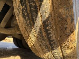 MERCEDES-BENZ Antos 2543 für Schmierstoff Pumpen 4xSchläuche