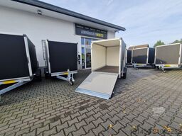 Variant schwarzer Kofferanhänger Rampe Seitentür