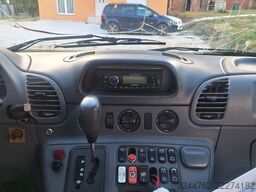 Mercedes-Benz Sprinter 519