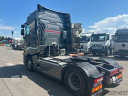 Renault T 520