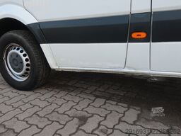 VOLKSWAGEN Crafter Pritsche 35 mittel L2 Doka/Klima/Nr. 230