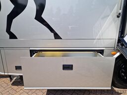 Scania S500  New paardenwagen STX 7 paarden plus livin...