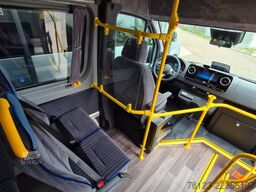 MERCEDES-BENZ Sprinter 517 Heckniederflur Vorlauffahrzeug