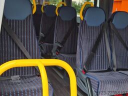 MERCEDES-BENZ Sprinter 517 Heckniederflur Vorlauffahrzeug