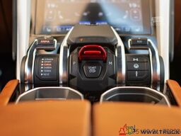 Lamborghini Urus -Pano-ADAS-B&O-HeadUP-RearTV