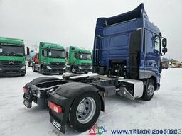 DAF XF 450 FT Space Cab Großer Tank Deutscher LKW
