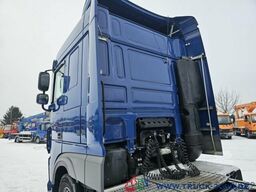 DAF XF 450 FT Space Cab Großer Tank Deutscher LKW