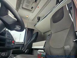 DAF XF 450 FT Space Cab Großer Tank Deutscher LKW