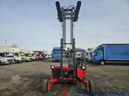 Moffett Mitnahmestapler 4 Wege Allrad NX Typ M 4 20.3