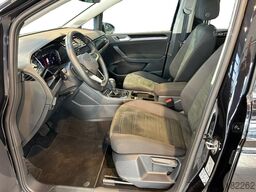 VW Touran 1.5 TSI DSG Highline Fahrassist+AHK+Pano