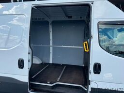 Iveco Daily 35S16 *R3.520mm*Automatik*AHK*LED*