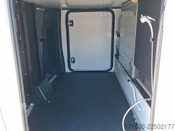 BÜRSTNER Signature SFT 7.1 180PS, 300AH, Markise, SAT+TV